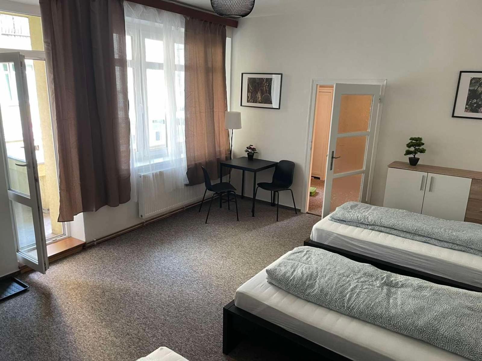 Black Style Rooms Moravske Namesti Brno Exterior photo